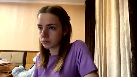 Snapshot of suzannetigerino chatting on 07/16/26, 07:03 Emila online show from 07/16/26, 07:03