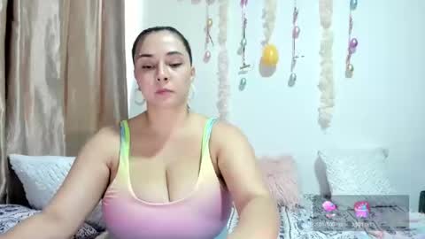 Suzy Amaya  online show from 04/02/26, 07:44