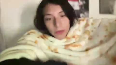 Suzy online show from 10/21/25, 04:13