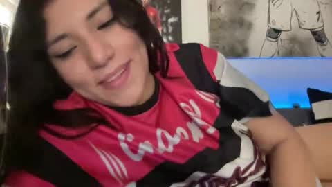 Snapshot of suzyishellawet chatting on 02/03/26, 06:22 Suzy online show from 02/03/26, 06:22