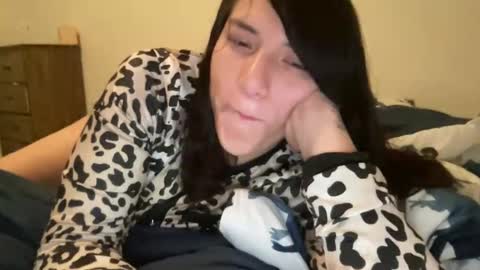 Suzy online show from 04/05/26, 02:31