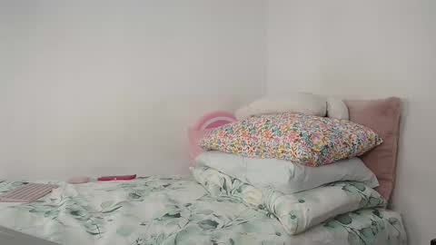 suzy online show from 02/23/25, 02:18