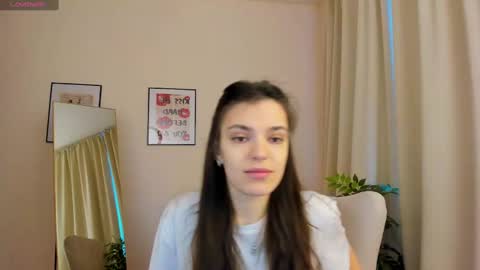 Suzy  next stream  Thursday Friday Saturday online show from 02/19/25, 02:33