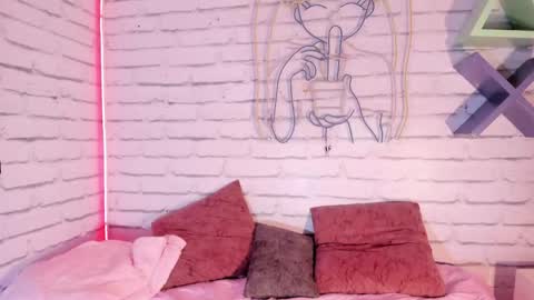 suzylee_ online show from 06/07/26, 03:10