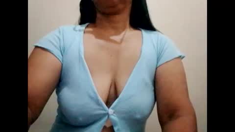 suzzie_hot online show from 02/20/25, 08:58