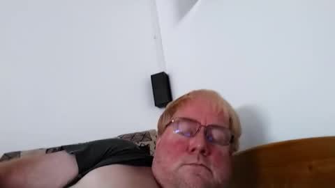 Snapshot of sven_ac chatting on 10/26/25, 09:15 Sven aus Aachen online show from 10/26/25, 09:15
