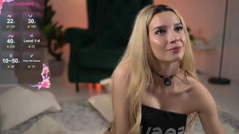 SweetLuna online show from 03/16/26, 04:07