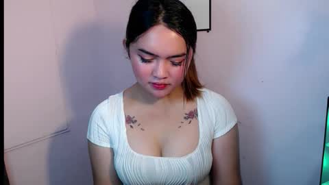 Jasmine online show from 10/06/25, 10:51