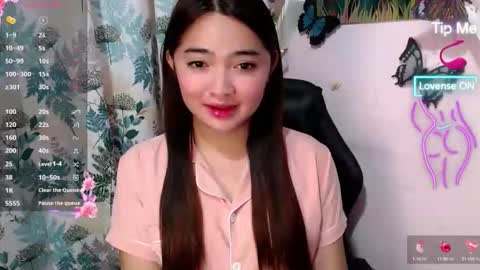 Jasmine online show from 02/01/26, 06:17