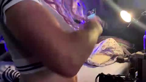 Snapshot of sweat_as_candy chatting on 10/19/25, 04:02 Johnny Cum Lover online show from 10/19/25, 04:02