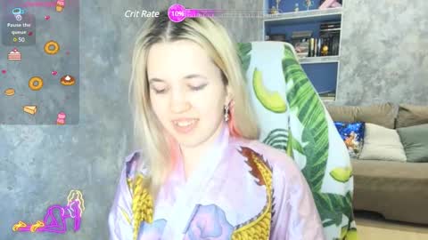 Snapshot of sweeet_bee chatting on 02/27/25, 01:38 Melisa online show from 02/27/25, 01:38