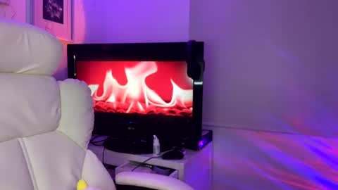 Snapshot of sweeetbabyy22 chatting on 07/23/26, 01:58 Valeria online show from 07/23/26, 01:58