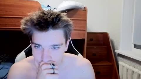 sweeetyangeel online show from 10/30/25, 05:46