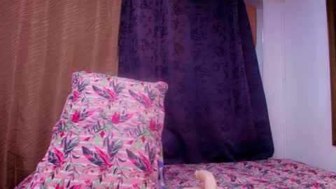 Snapshot of sweegirl_ chatting on 11/01/25, 11:56 Debora online show from 11/01/25, 11:56