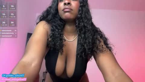 Evangeline online show from 10/07/25, 02:58
