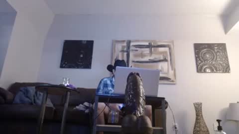 Snapshot of sweet4juicy chatting on 06/06/26, 12:27 sweet4juicy online show from 06/06/26, 12:27