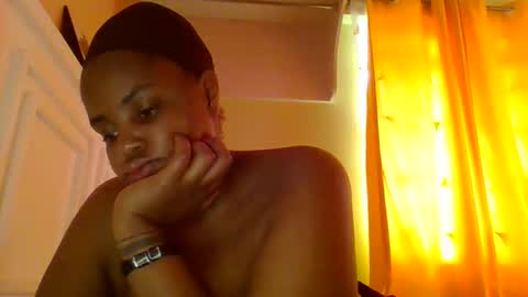 sweet52537 online show from 09/19/25, 06:48