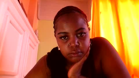 sweet52537 online show from 10/05/25, 08:45