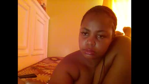 sweet52537 online show from 10/19/25, 07:20