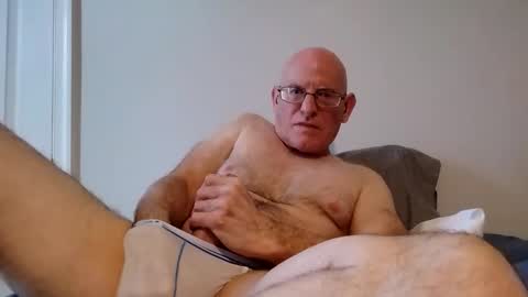 Zeppelin man online show from 03/10/26, 05:07