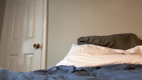 Zeppelin man online show from 03/27/26, 08:41