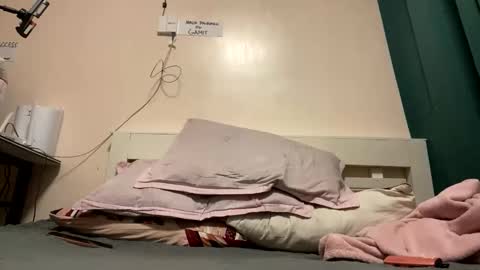 sweet7061 online show from 12/19/25, 05:31