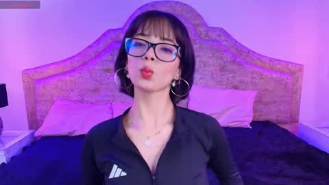 Sweet 1Angel online show from 10/18/25, 12:06