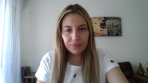 Snapshot of sweet__alana chatting on 01/04/25, 03:49 Sweet alana online show from 01/04/25, 03:49