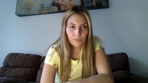 Snapshot of sweet__alana chatting on 01/29/25, 09:39 Sweet alana online show from 01/29/25, 09:39
