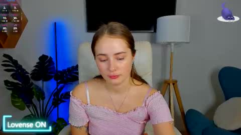 Sweet  Amily online show from 09/30/25, 06:18