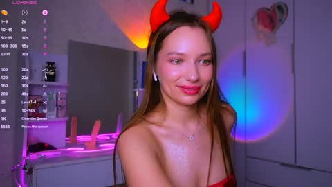 kitty online show from 04/18/26, 07:58