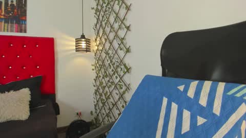 Carolina online show from 09/11/25, 03:23