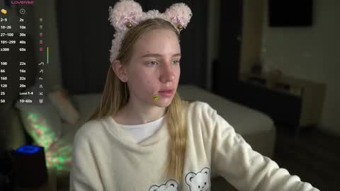 Michelle online show from 11/07/25, 12:10