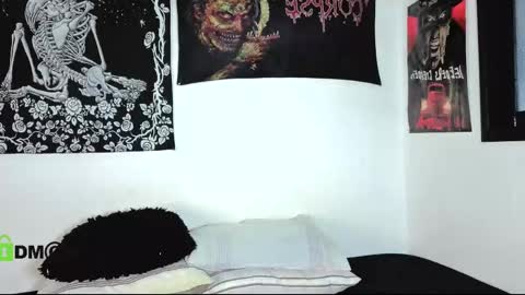 Natasha  independent modelo online show from 04/17/26, 06:00