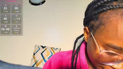 Snapshot of sweet__pixiee chatting on 01/08/26, 11:29 pixiee online show from 01/08/26, 11:29