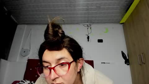 sweet__suck69bitch online show from 01/06/25, 04:26