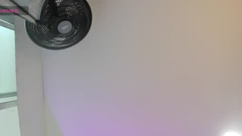 Vanessa online show from 07/05/26, 11:01