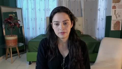 Snapshot of sweet_ahinara chatting on 02/21/25, 10:26 sweet_ahinara online show from 02/21/25, 10:26