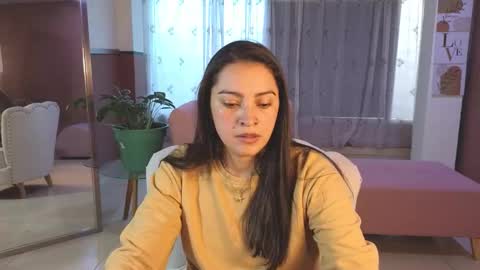 sweet_ahinara online show from 11/17/25, 07:30