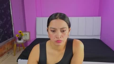 sweet_ahinara online show from 12/14/25, 01:38