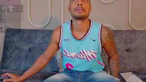 Snapshot of sweet_alessandro1 chatting on 07/05/26, 01:18 alessandre online show from 07/05/26, 01:18