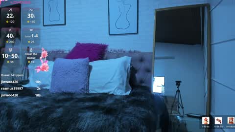 Alice online show from 04/21/26, 01:42