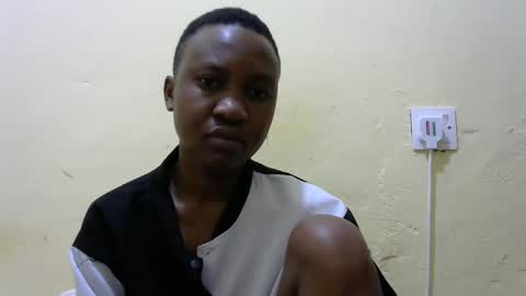 Silvia online show from 11/26/25, 02:45