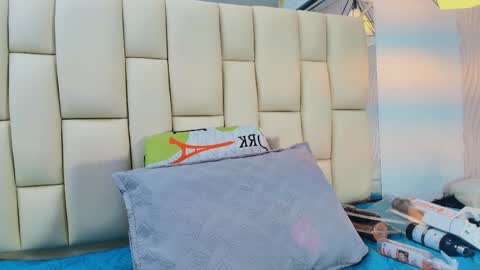 Amye  online show from 12/04/25, 07:22