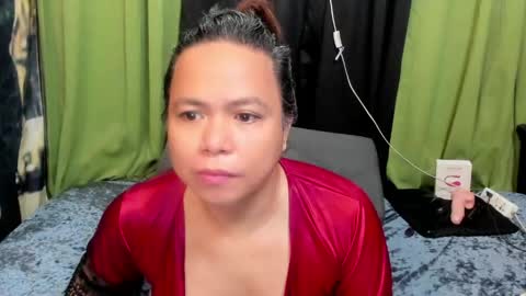Snapshot of sweet_asiants_4u chatting on 05/03/26, 12:27 izza izzasweet online show from 05/03/26, 12:27