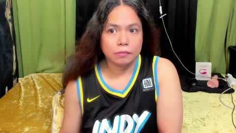 Snapshot of sweet_asiants_4u chatting on 05/15/26, 11:56 izza izzasweet online show from 05/15/26, 11:56