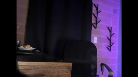 sweet_astra_goddess online show from 10/03/25, 11:02