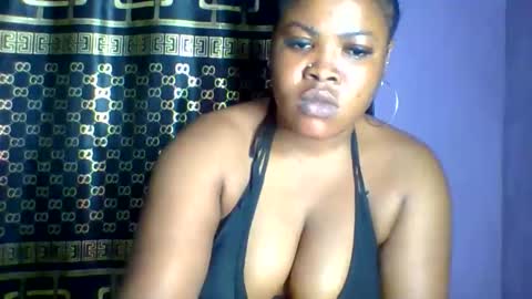 Snapshot of sweet_baby27 chatting on 09/18/25, 04:58 sweet baby online show from 09/18/25, 04:58