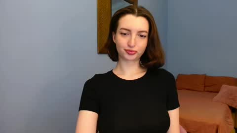 Snapshot of sweet_baby_miranda_ chatting on 12/05/24, 11:29 Miranda online show from 12/05/24, 11:29