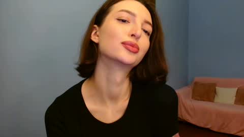 Snapshot of sweet_baby_miranda_ chatting on 12/07/24, 03:47 Miranda online show from 12/07/24, 03:47